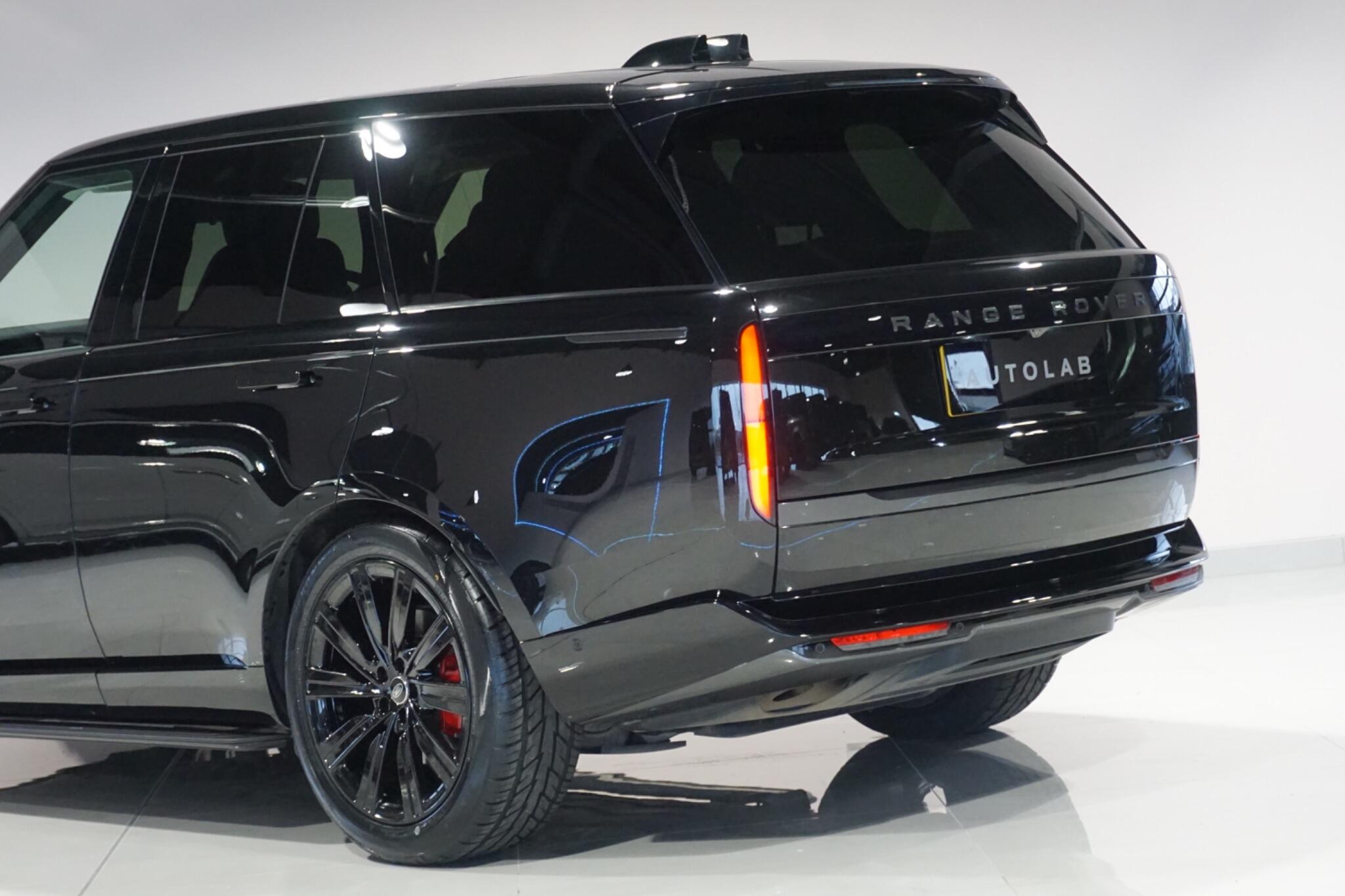 Land Rover Range Rover 3.0 P400 MHEV HSE SUV 5dr Petrol Auto 4WD Euro 6 (s/s) (400 ps)